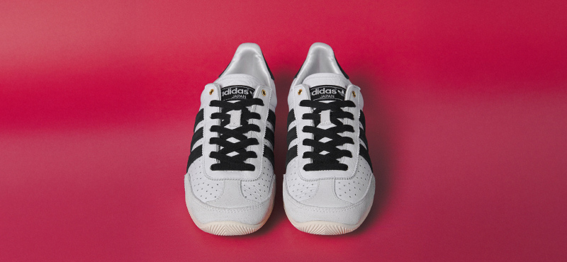 Кроссовки и одежда со скидкой до 70%