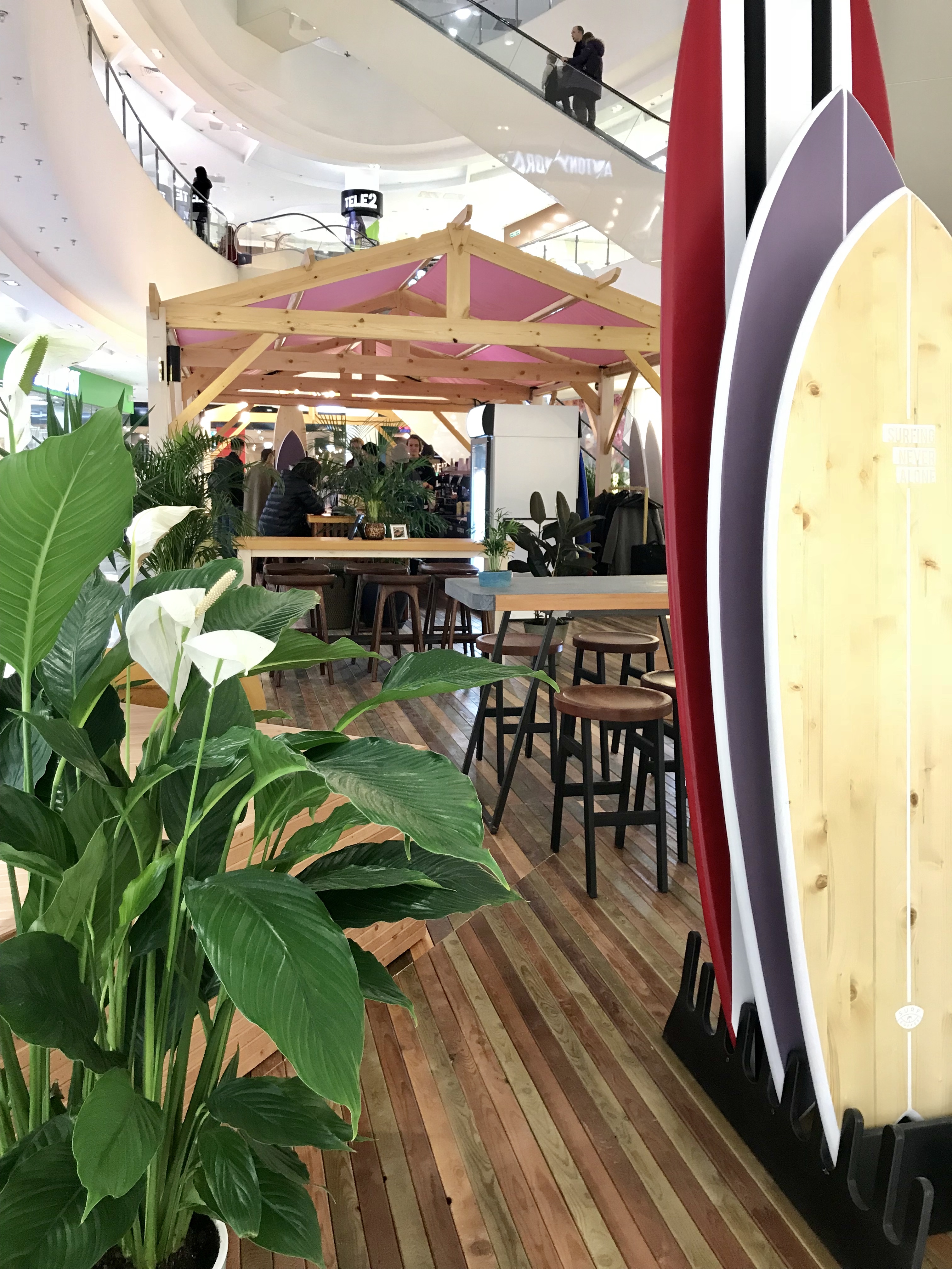 SURF COFFEE в ТРЦ «Галерея Краснодар»